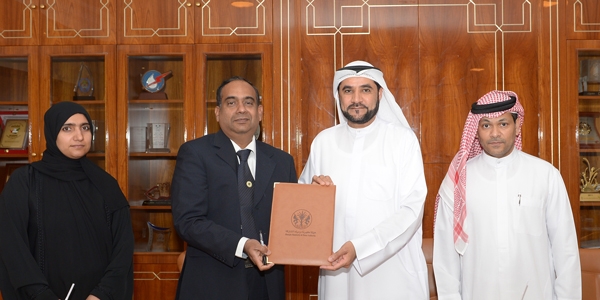 Al Ghandi Electronics
receives Valuable Conservation Partner Award from SEWA