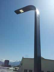 CURVE SOLAR POLE LIGHT 7 M